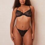 illustratie balconette bh & string/slip set vrouwen zwart Lounge ondergoed 008ZJ17